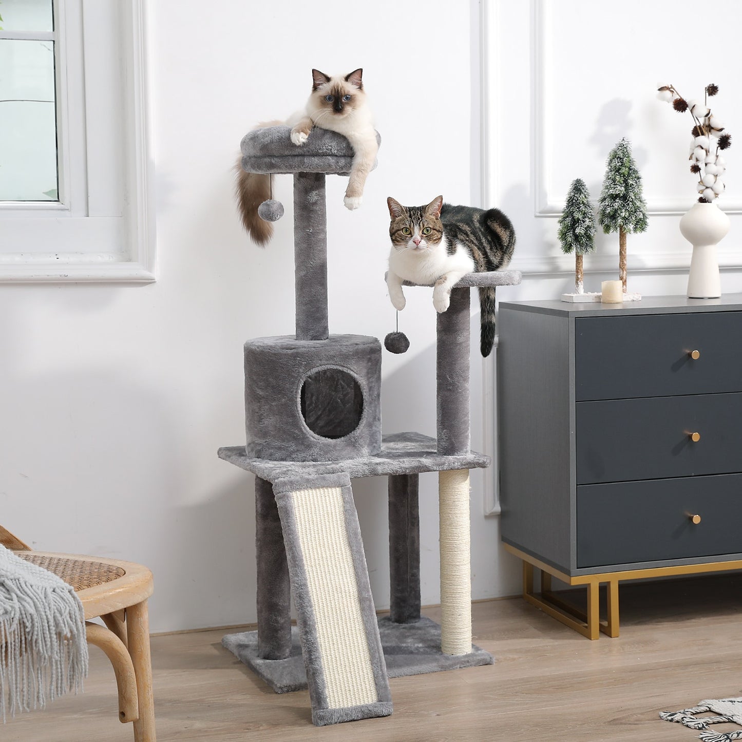 Cat Climbing Tree with Jumping Platform